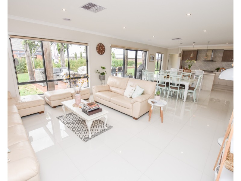 13 Sugargums Drive, Moama NSW 2731