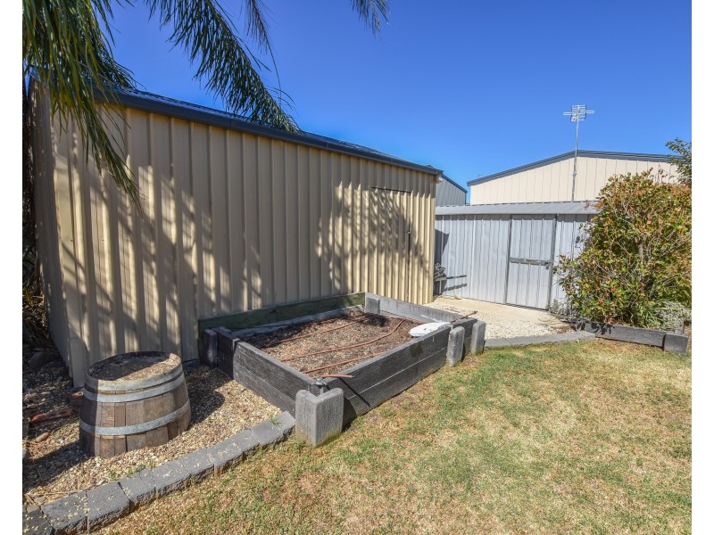 12 Paroo Street, Echuca VIC 3564