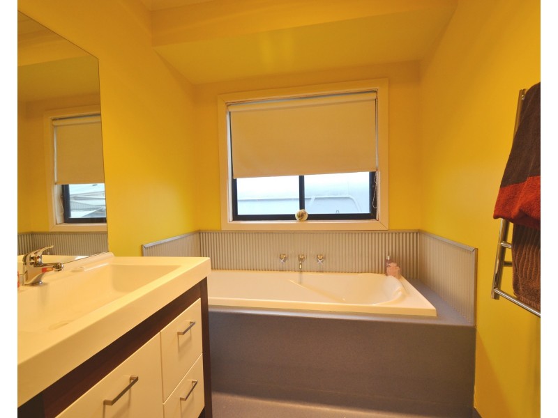 70b Pakenham Street, Echuca VIC 3564