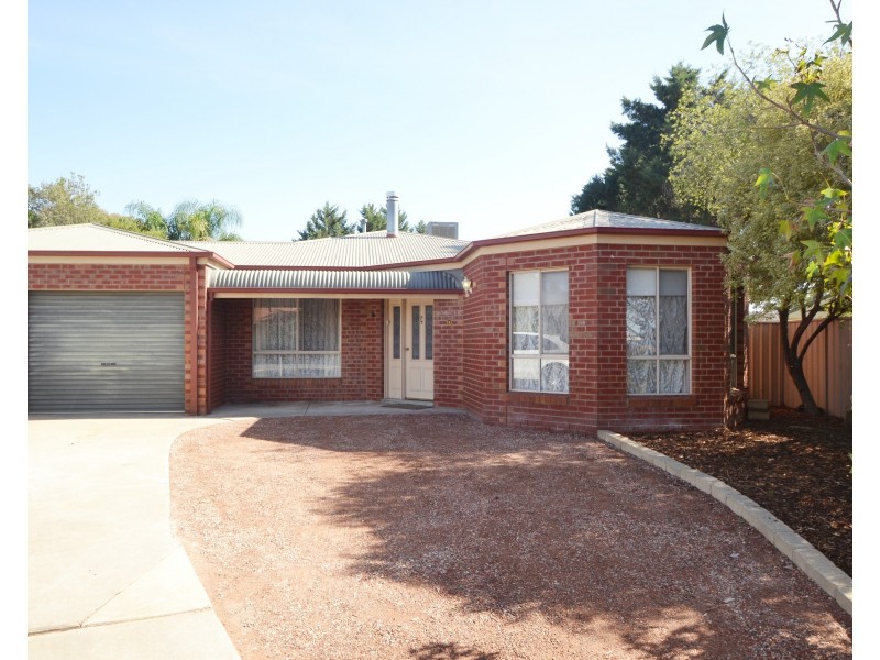 4 Cox Place, Echuca VIC 3564