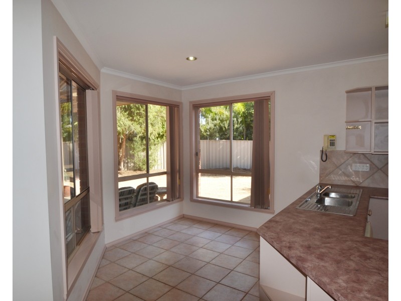 4 Cox Place, Echuca VIC 3564