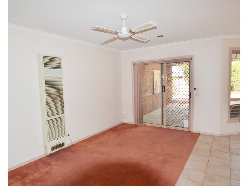 4 Cox Place, Echuca VIC 3564