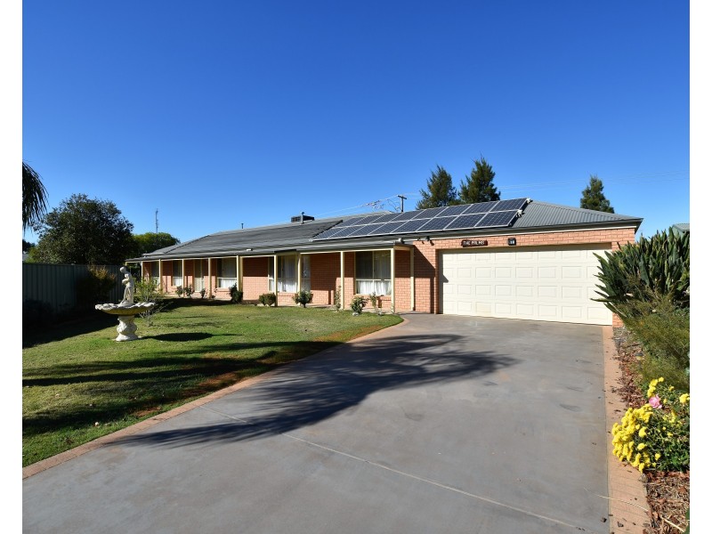67 Woodlands Circuit, Echuca VIC 3564