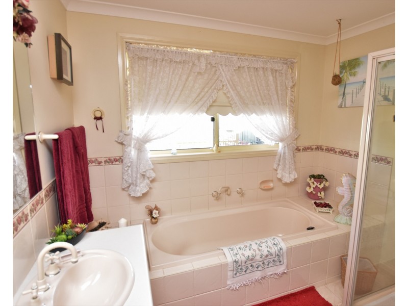 67 Woodlands Circuit, Echuca VIC 3564