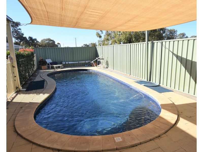 67 Woodlands Circuit, Echuca VIC 3564