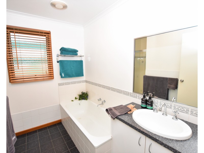 168 Bowen Street, Echuca VIC 3564