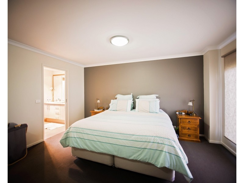 16 Kildare Avenue, Moama NSW 2731