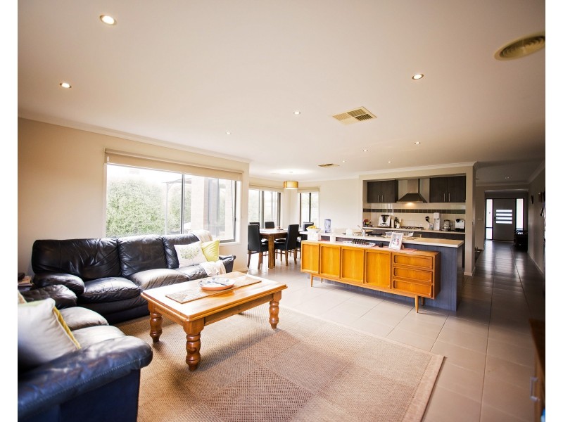 16 Kildare Avenue, Moama NSW 2731