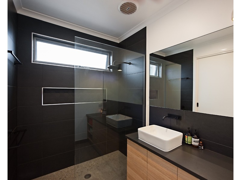 41 Pinerate Place, Echuca VIC 3564