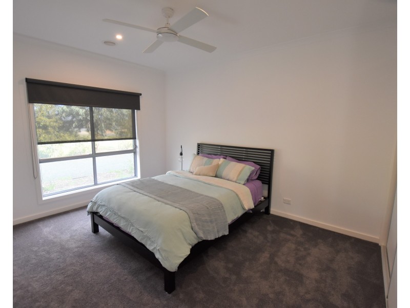 41 Pinerate Place, Echuca VIC 3564