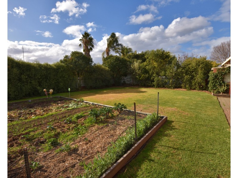 69 Rutley Crescent, Echuca VIC 3564