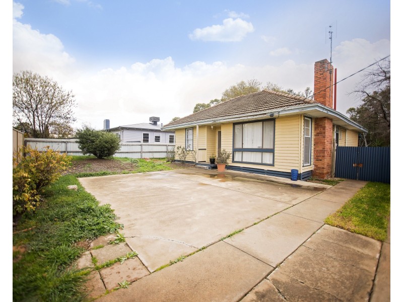 16 North Street, Echuca VIC 3564