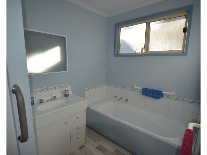 70 Pakenham Street, Echuca VIC 3564