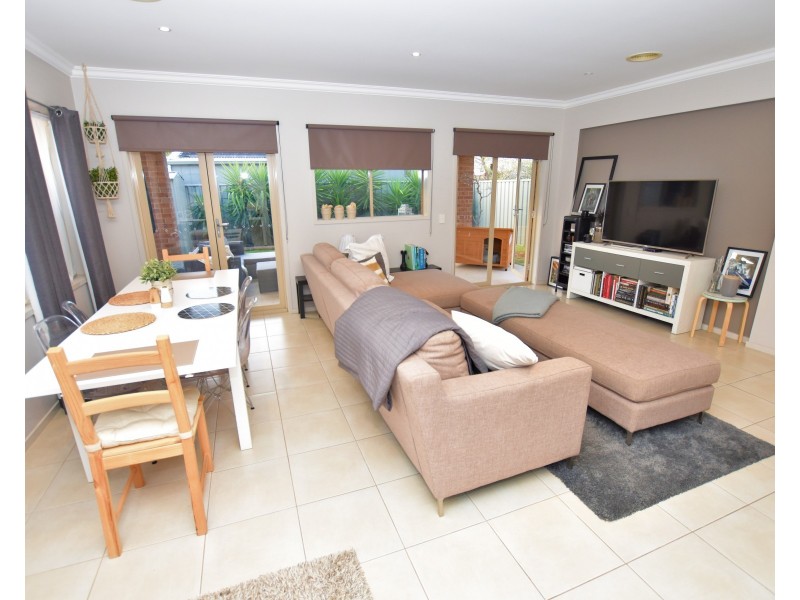 2/22 James Street, Echuca VIC 3564