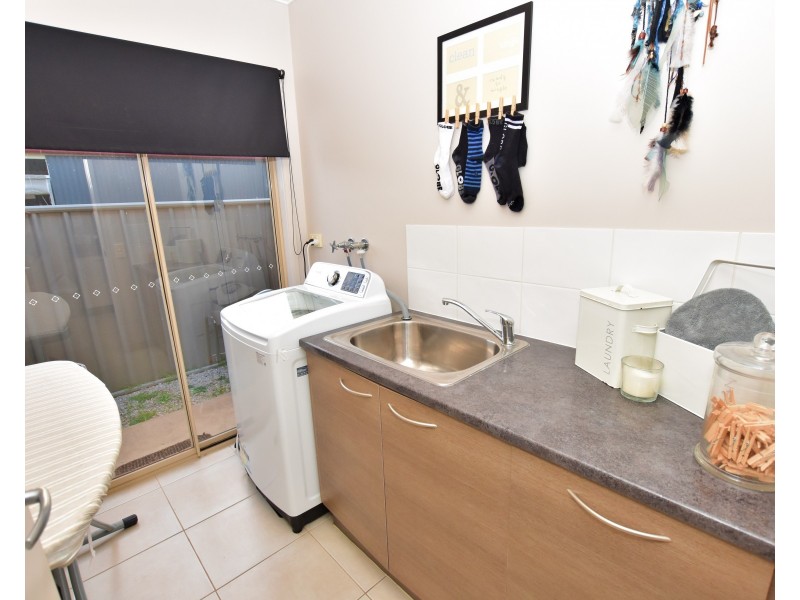 2/22 James Street, Echuca VIC 3564