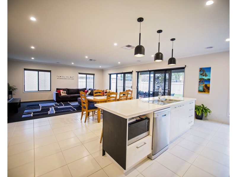 43 McSwain Road, Echuca VIC 3564