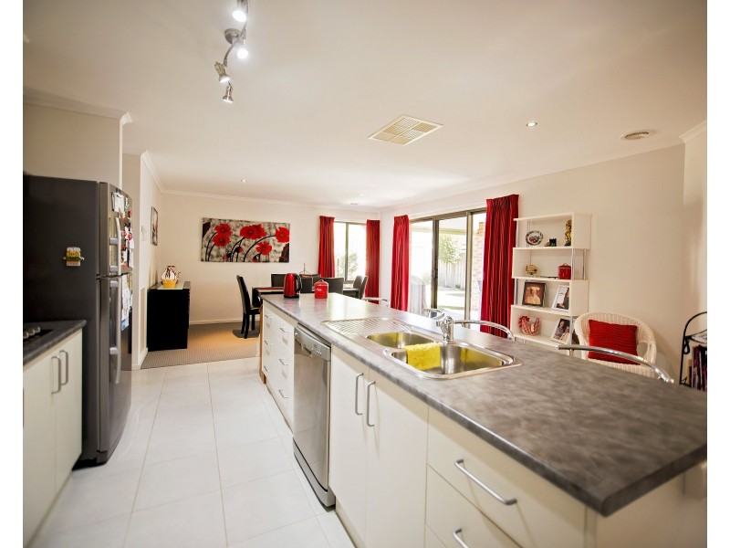 3 Struve Court, Echuca VIC 3564