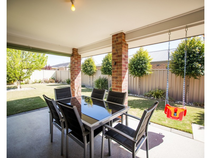 3 Struve Court, Echuca VIC 3564