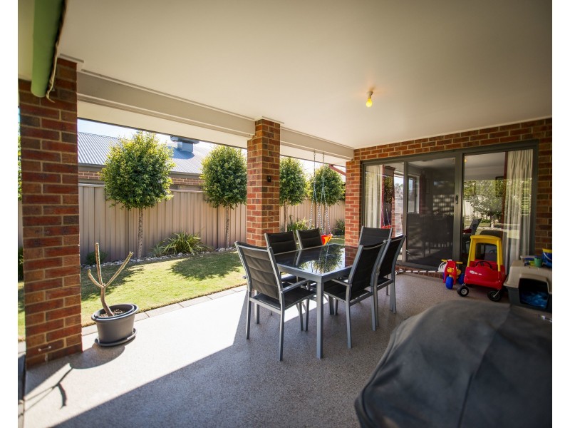 3 Struve Court, Echuca VIC 3564