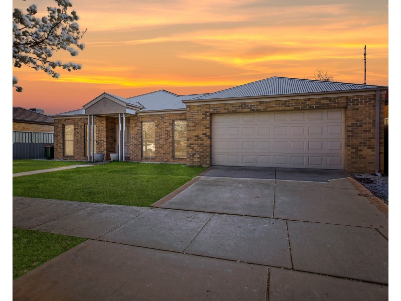 6 Park Avenue, Echuca VIC 3564