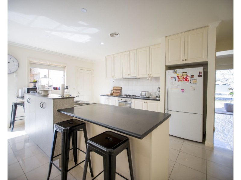 6 Park Avenue, Echuca VIC 3564