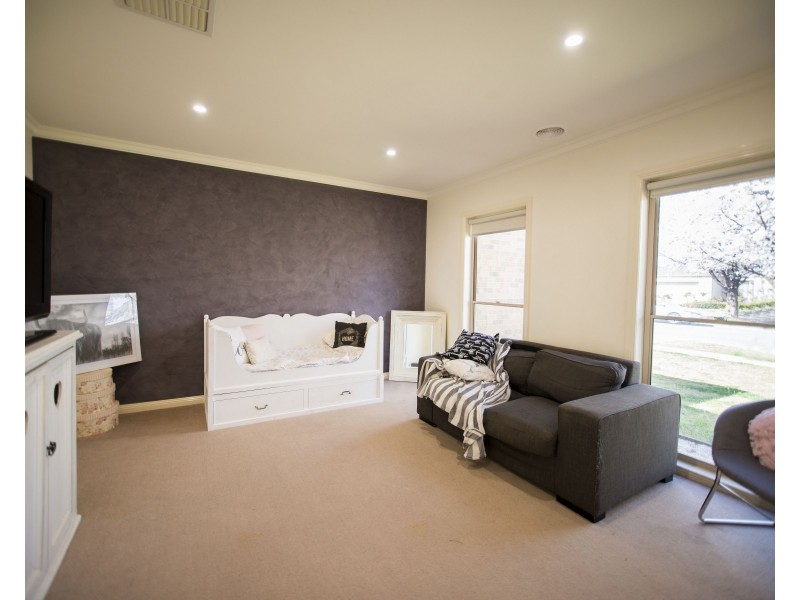 6 Park Avenue, Echuca VIC 3564