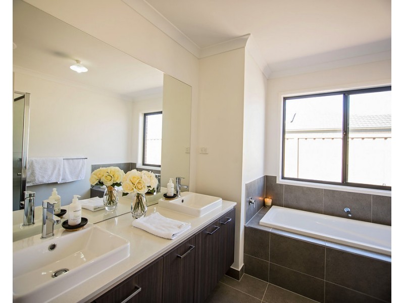 33 Cleary Street, Echuca VIC 3564