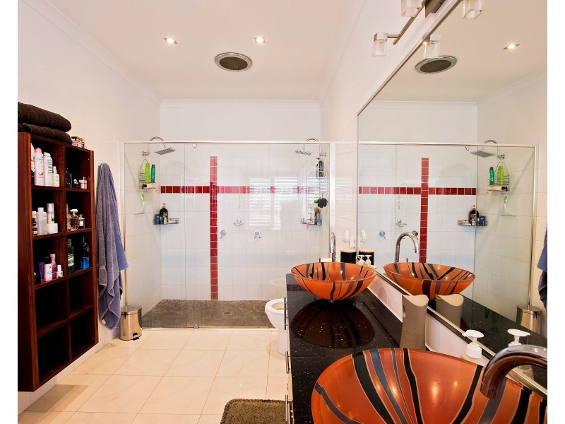 7 Westwood Place, Echuca VIC 3564