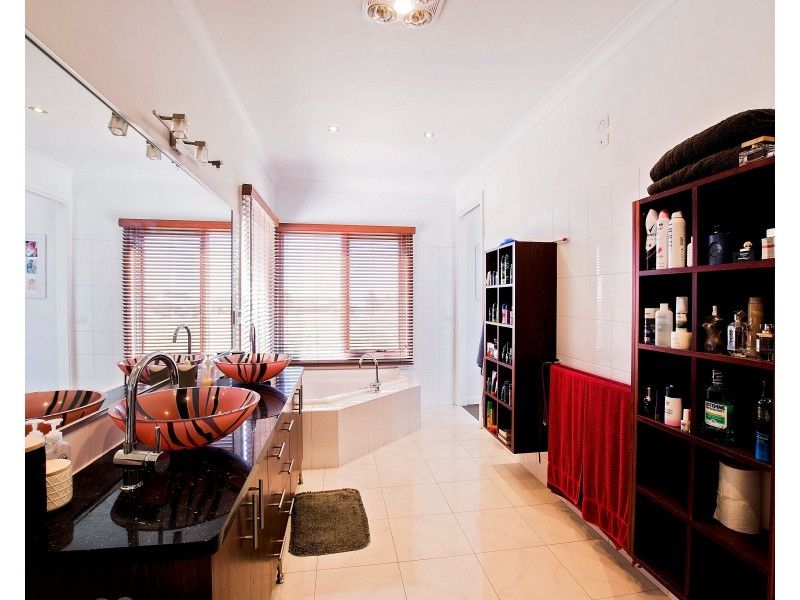 7 Westwood Place, Echuca VIC 3564