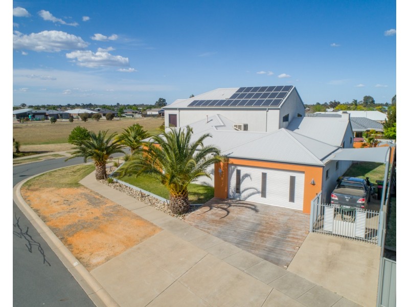 7 Westwood Place, Echuca VIC 3564
