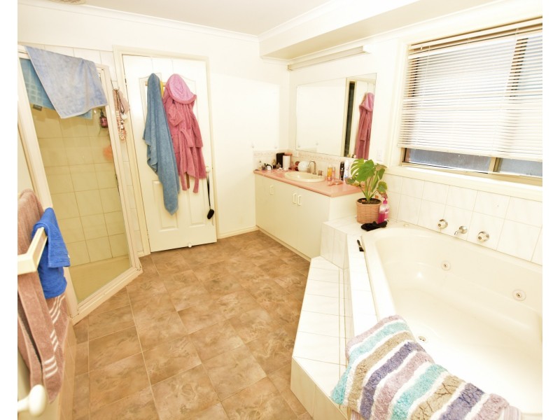 62 Bowen Street, Echuca VIC 3564