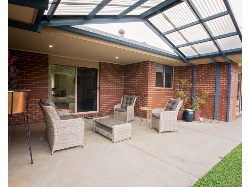24 Wallingford Court, Echuca VIC 3564
