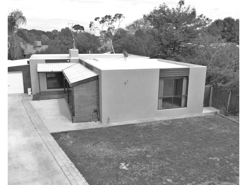 3 Carlyon Close, Moama NSW 2731