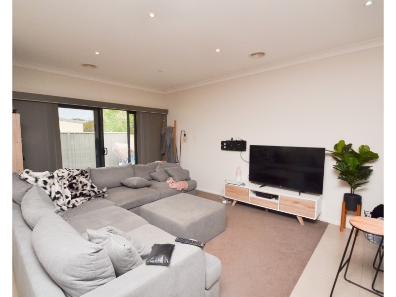 2/35 Regent Street, Moama NSW 2731