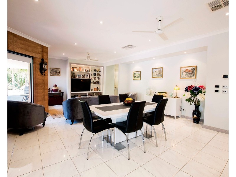 8 Hollara Drive, Moama NSW 2731