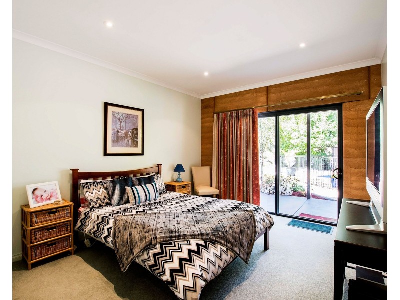 8 Hollara Drive, Moama NSW 2731