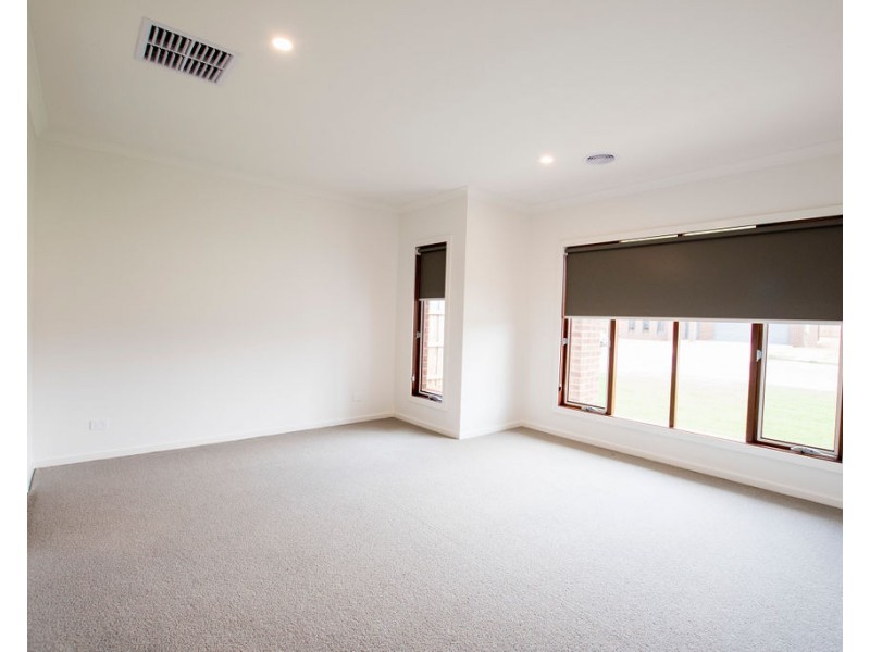 18 Marsanne Drive, Moama NSW 2731