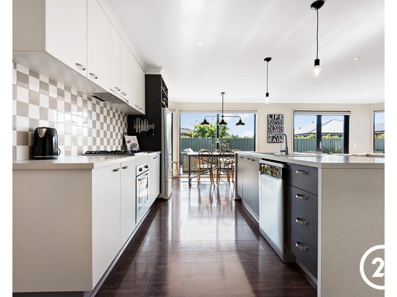 5 Brenton Avenue, Echuca VIC 3564