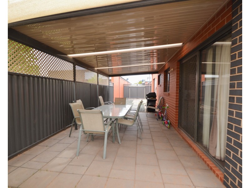 1/1 Jacana Ave, Moama NSW 2731