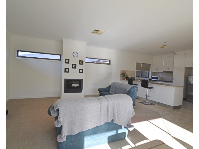 11a Brenton Avenue, Echuca VIC 3564