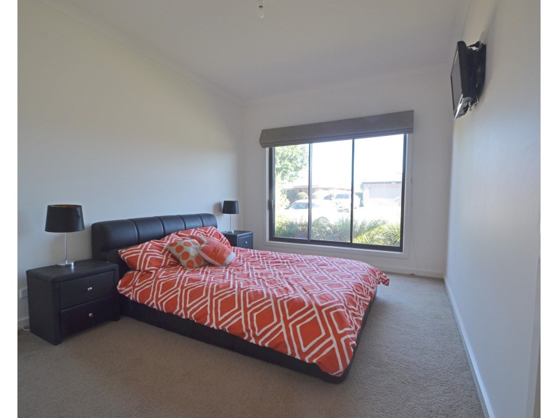 11a Brenton Avenue, Echuca VIC 3564