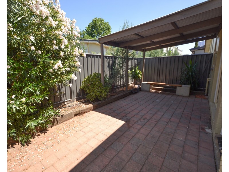 2/5 Porter St, Moama NSW 2731