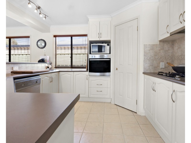 1 Woodlands Circuit, Echuca VIC 3564
