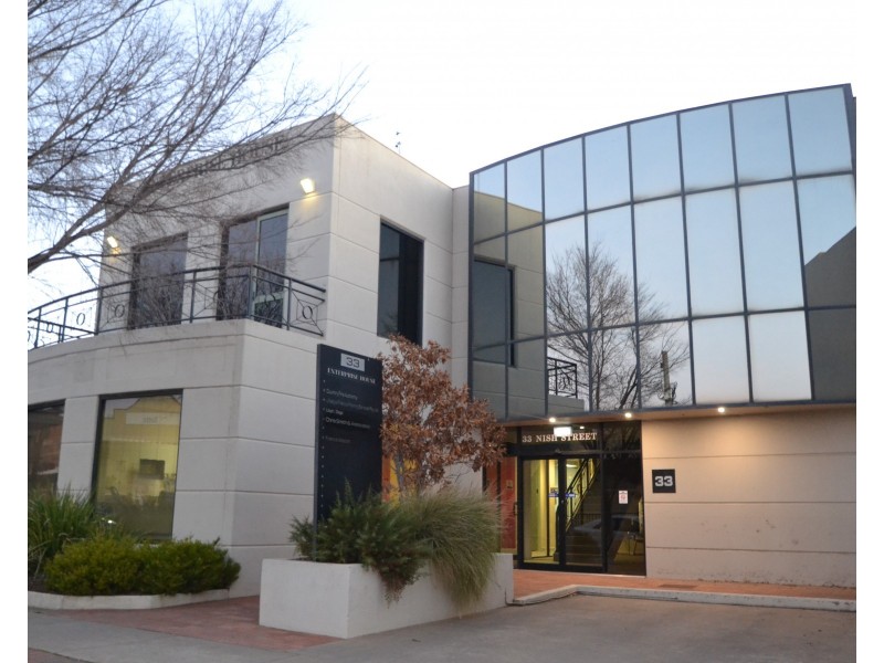 12-18 33 Nish Street, Echuca VIC 3564