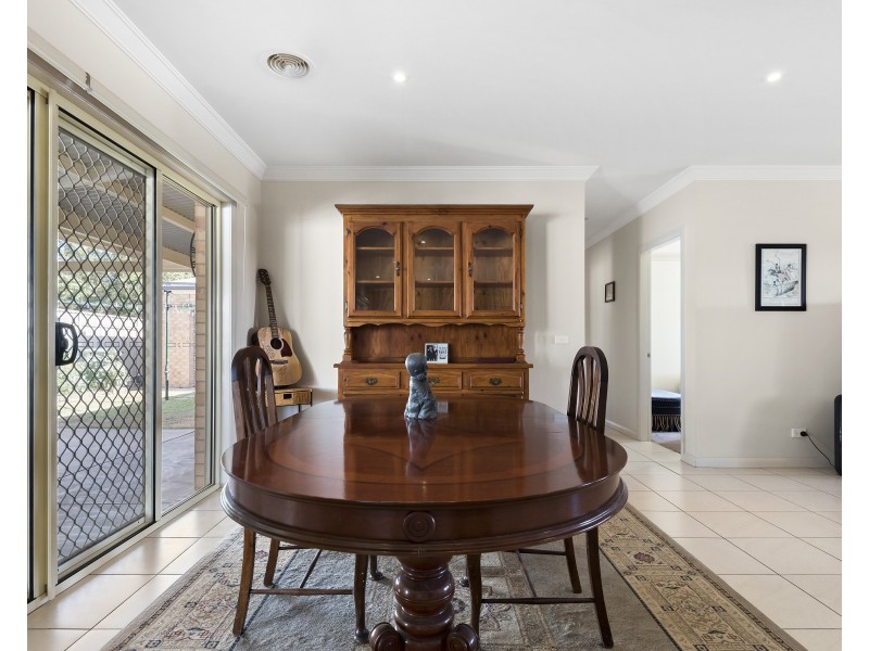 12 Forfar Drive, Moama NSW 2731