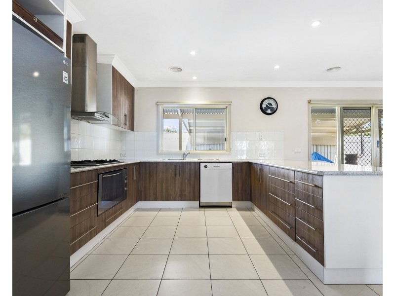 12 Forfar Drive, Moama NSW 2731