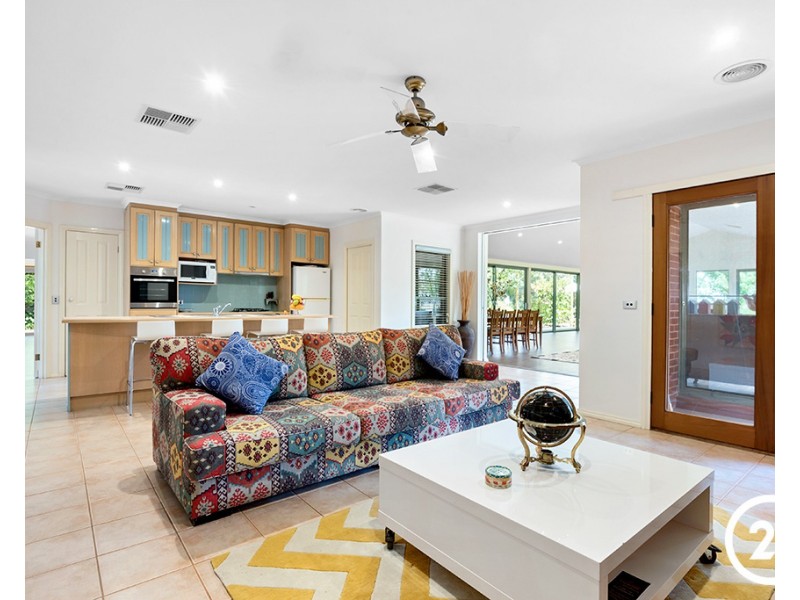 8 Charters Drive, Moama NSW 2731