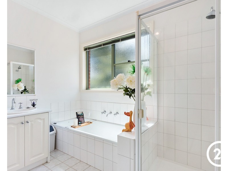 8 Charters Drive, Moama NSW 2731