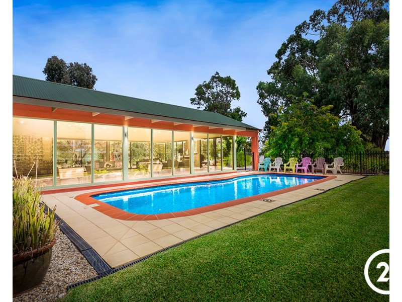 8 Charters Drive, Moama NSW 2731