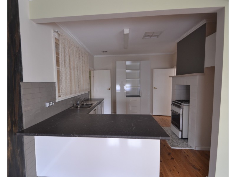 57 Hovell Street, Echuca VIC 3564